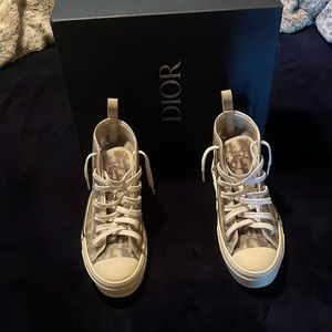 Dior oblique B23